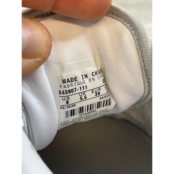 Nike Shox Classic 2 343907-111 Women's Sneaker Running US 8 White Athletic Shoes - Picture 9 of 9